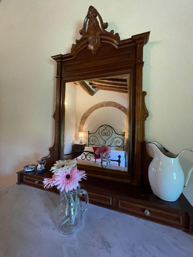 Podere I Sorbi, Spacious Tuscan Villa, Lajatico, Nr Pisa Molino Mazzetti Eksteriør billede